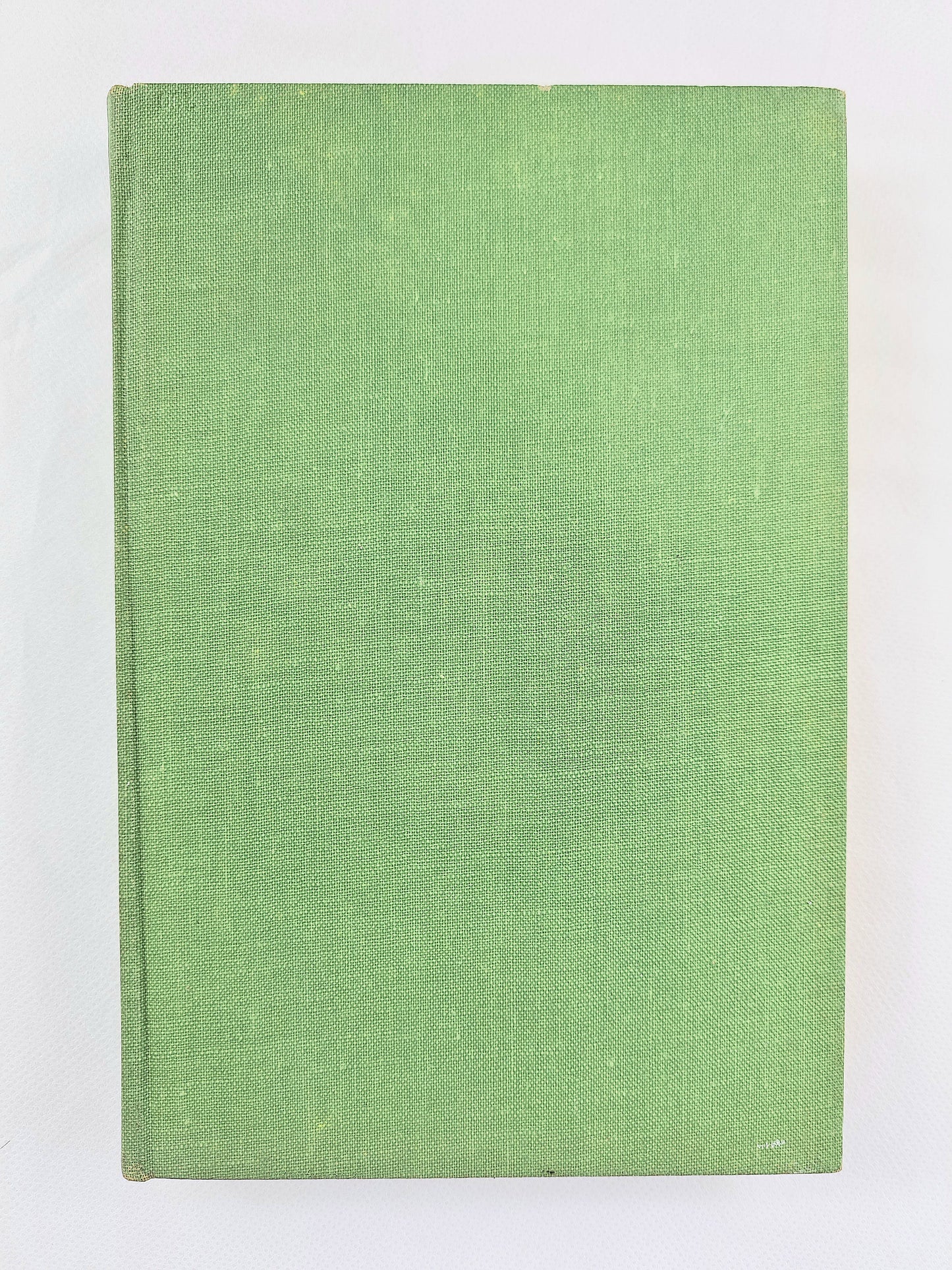 Concise Flora Of Britain For The Use Of Schools by F.K Makins. Vintage book on plants and flowers