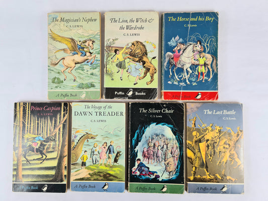 Full set of the Chronicles of Narnia. Vintage childrens books 