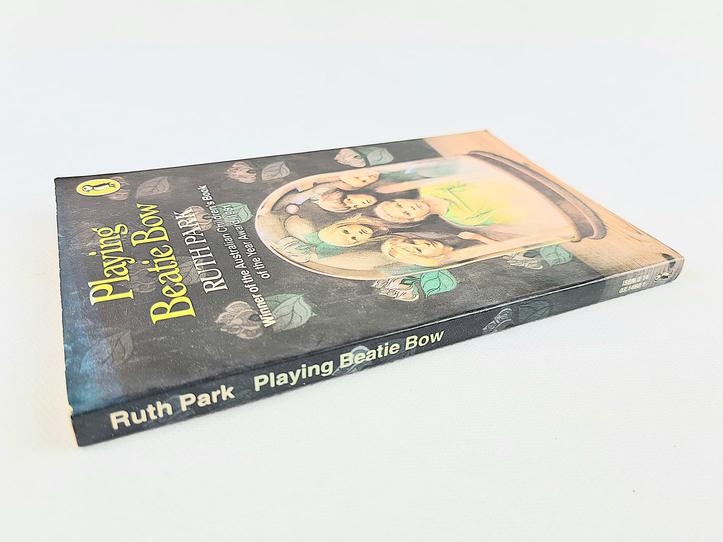Playing Beatie Bow by Ruth Park. Old children's book, Puffin books