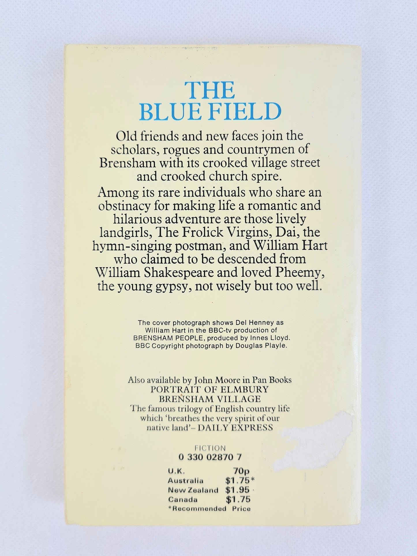 The Blue Field by John Moor. Vintage paperback books. Pan books