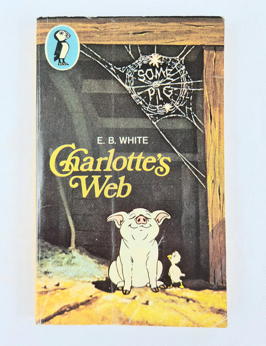 Charlotte's Web. Vintage childrens book by Puffin Books