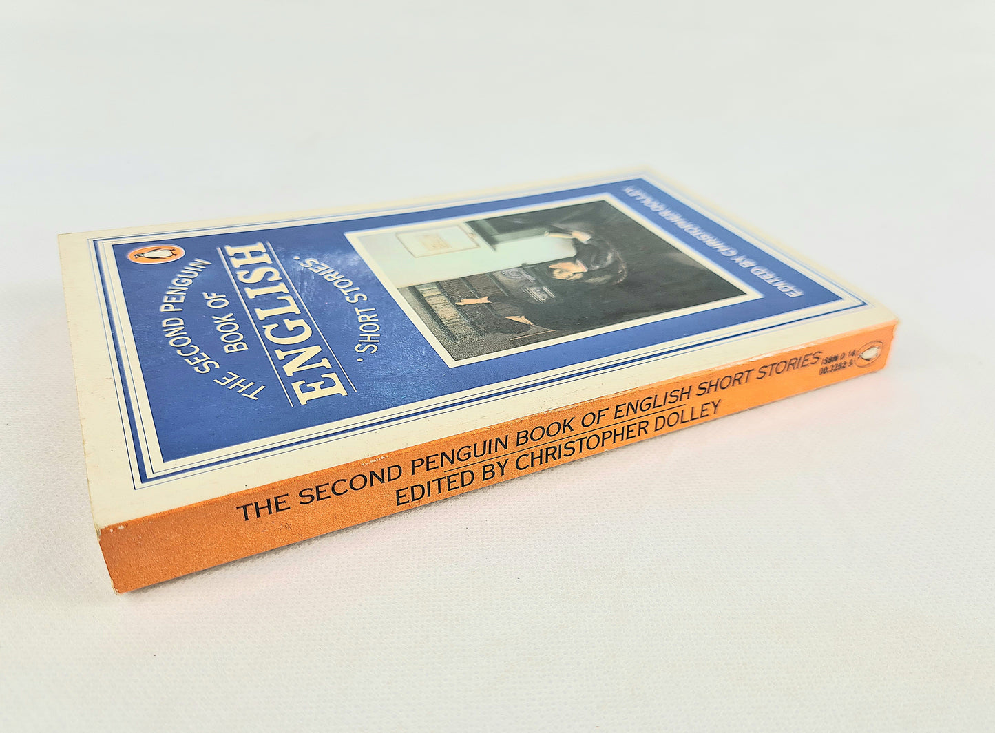 Penguin Book Of English Short Stories. Paperback book