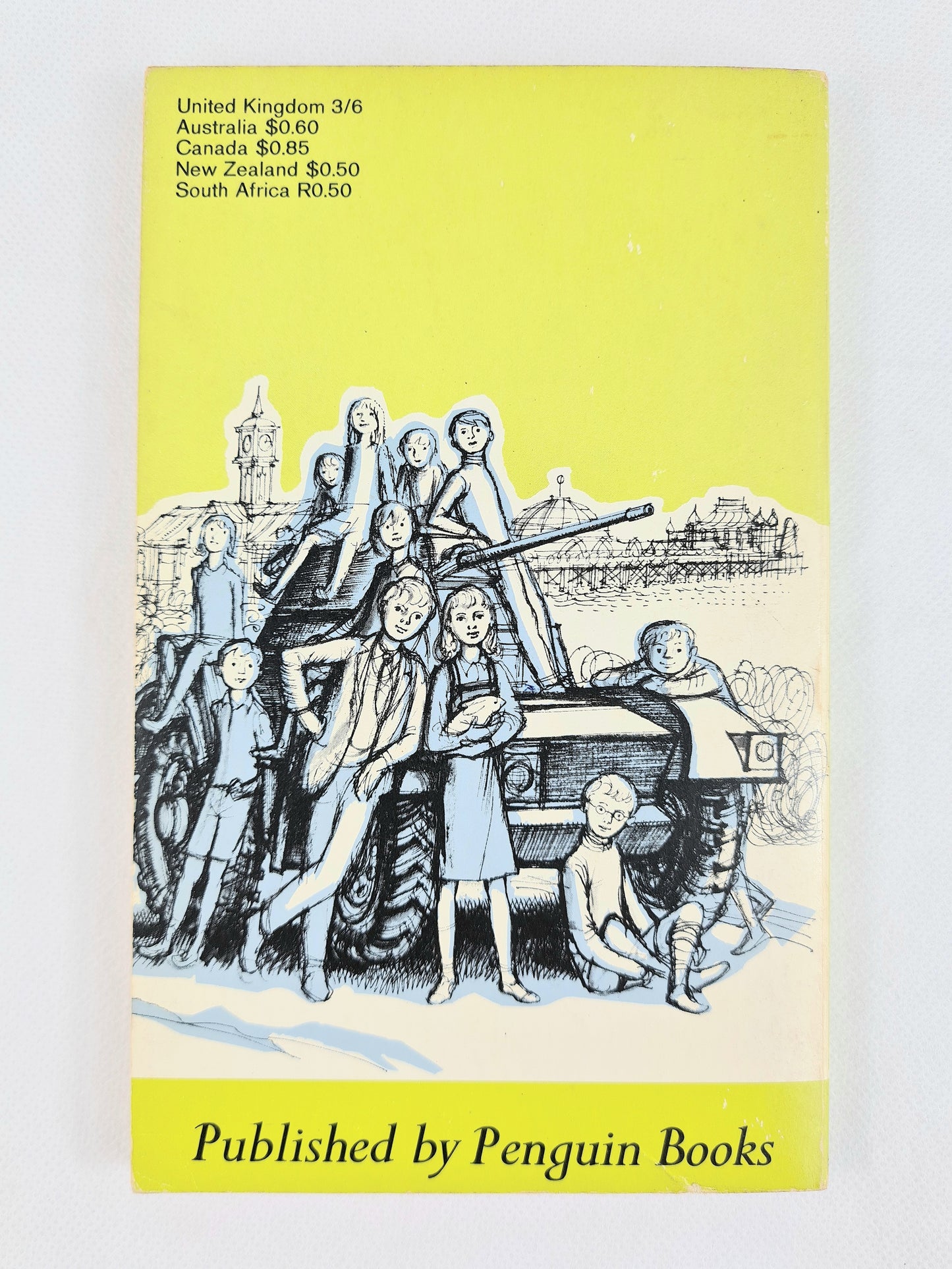 The Children Who Stayed Behind by Bruce Carter. A children's Puffin book