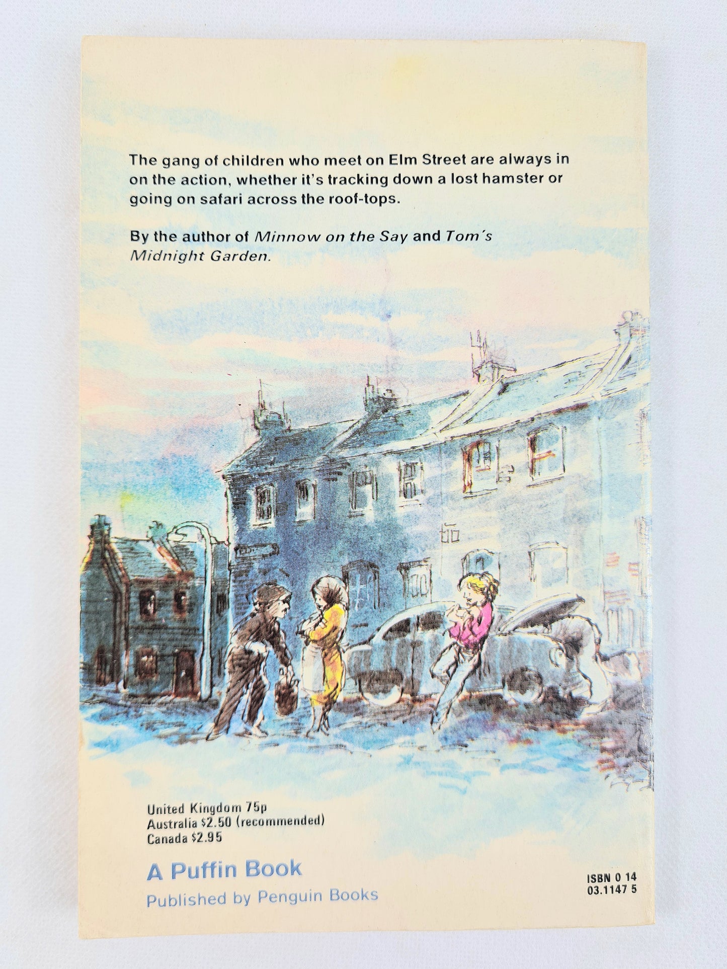The Elm Street Lot by Philippa Pearce. Vintage children's book. Puffin Books