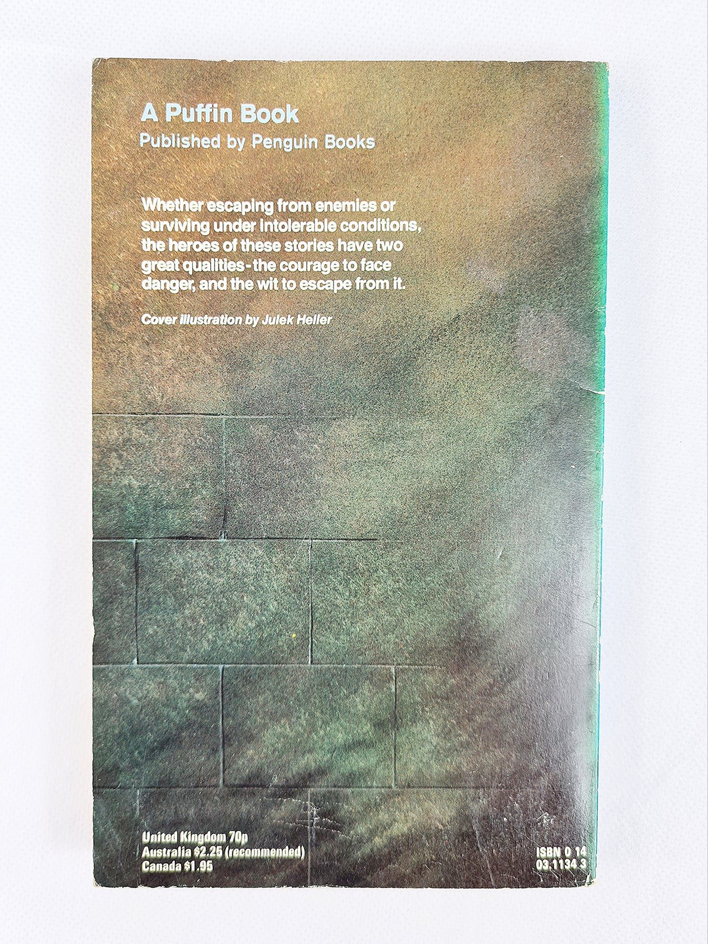 Great Escapes, a collection of short stories, Vintage Puffin book 1969