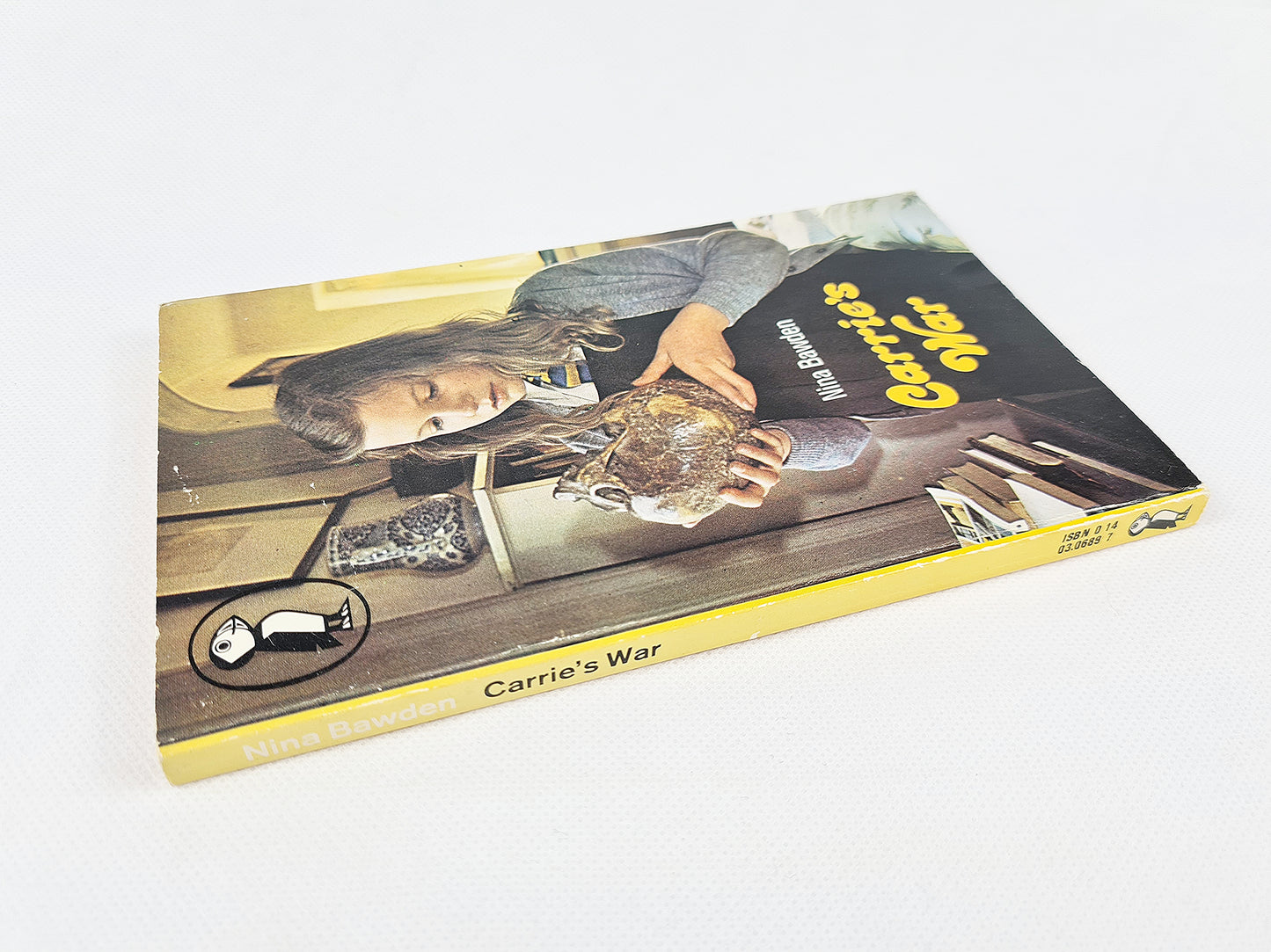 Old children's book, Carrie's War