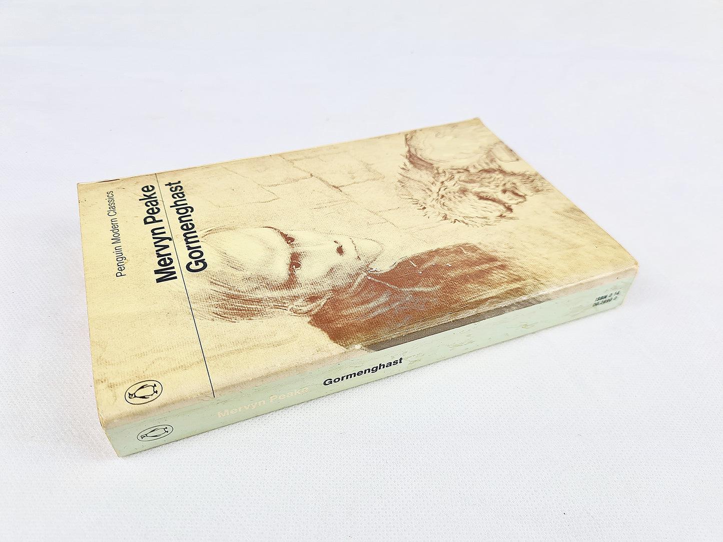 Gormenghast, Mervyn Peake, Penguin Modern Classics