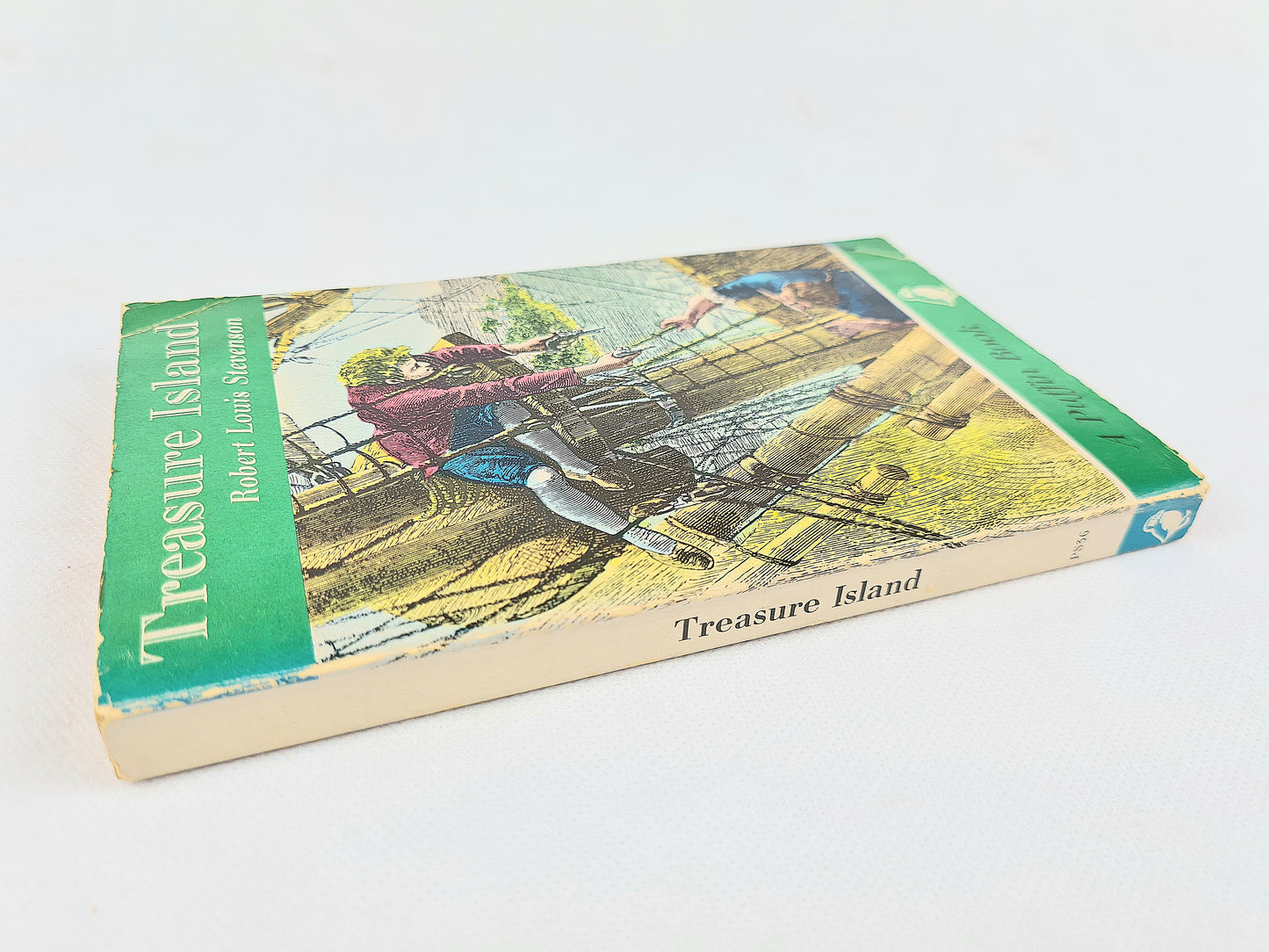 Treasure Island by Robert Louis Stevenson. Vintage childrens book