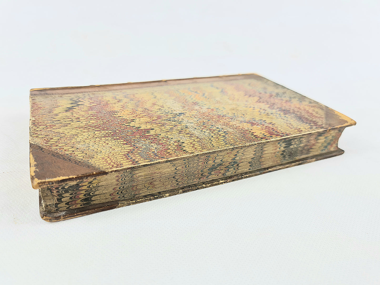 The Peerage Of Scotland, Published by Peter Brown  Edinburgh, 1835. Antique book.