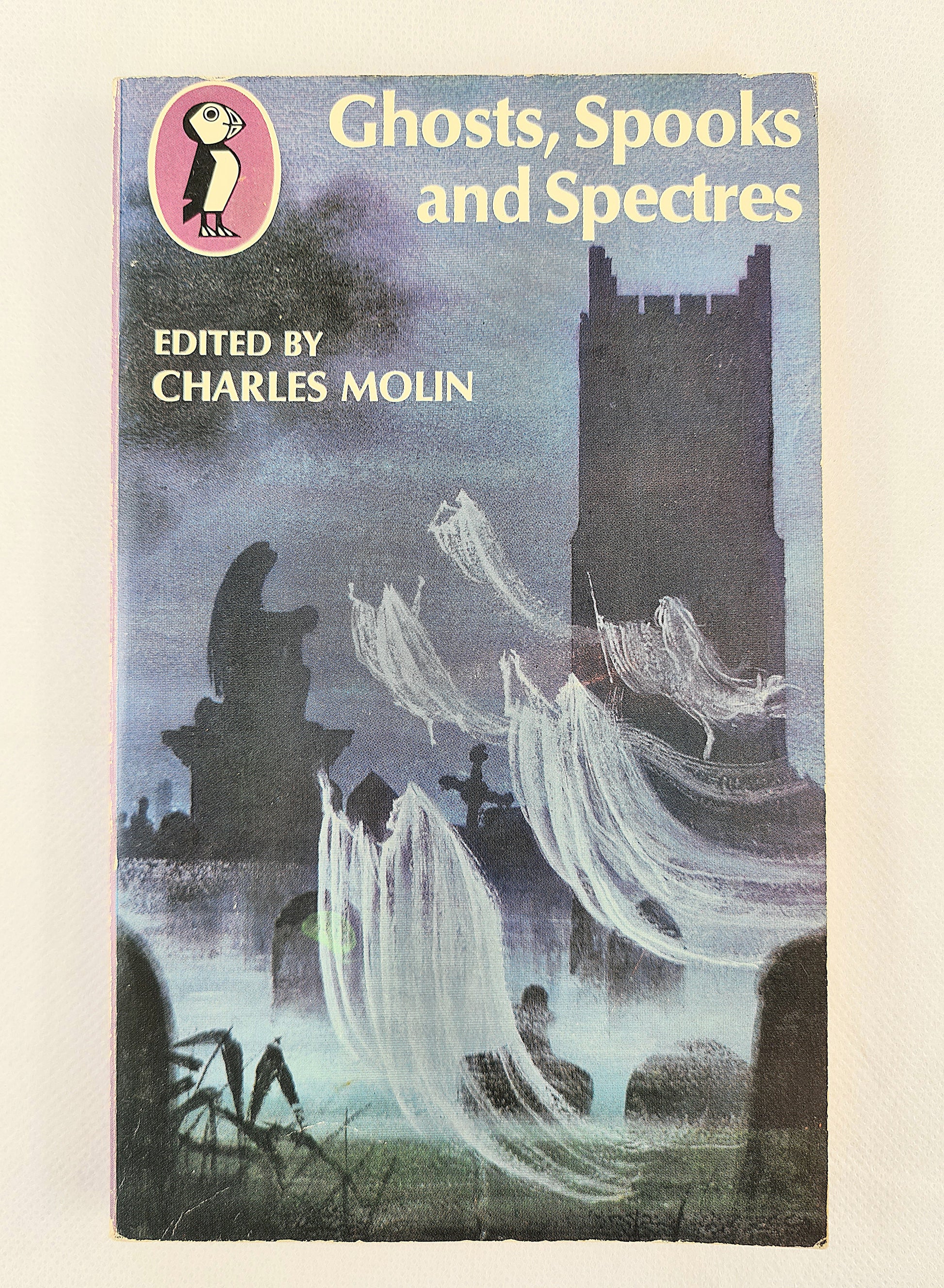 Vintage Book of Ghost stories. Puffin Books 