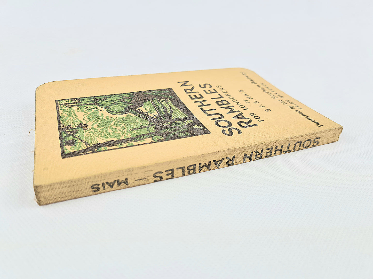 Southern Rambles For Londoners by S.P.B Mais. Vintage walking book