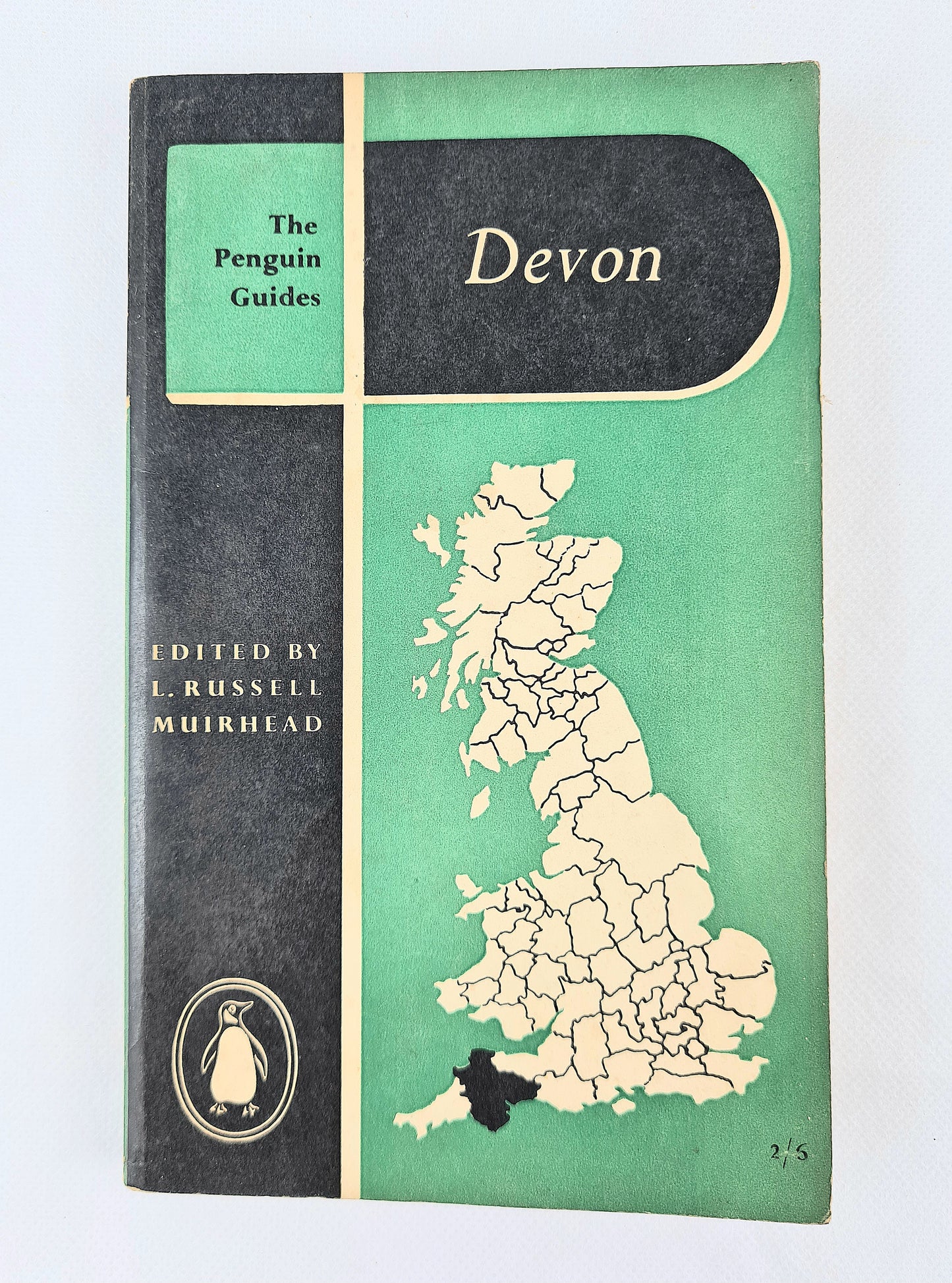 The Penguin Guides. Devon. Vintage travel guide 