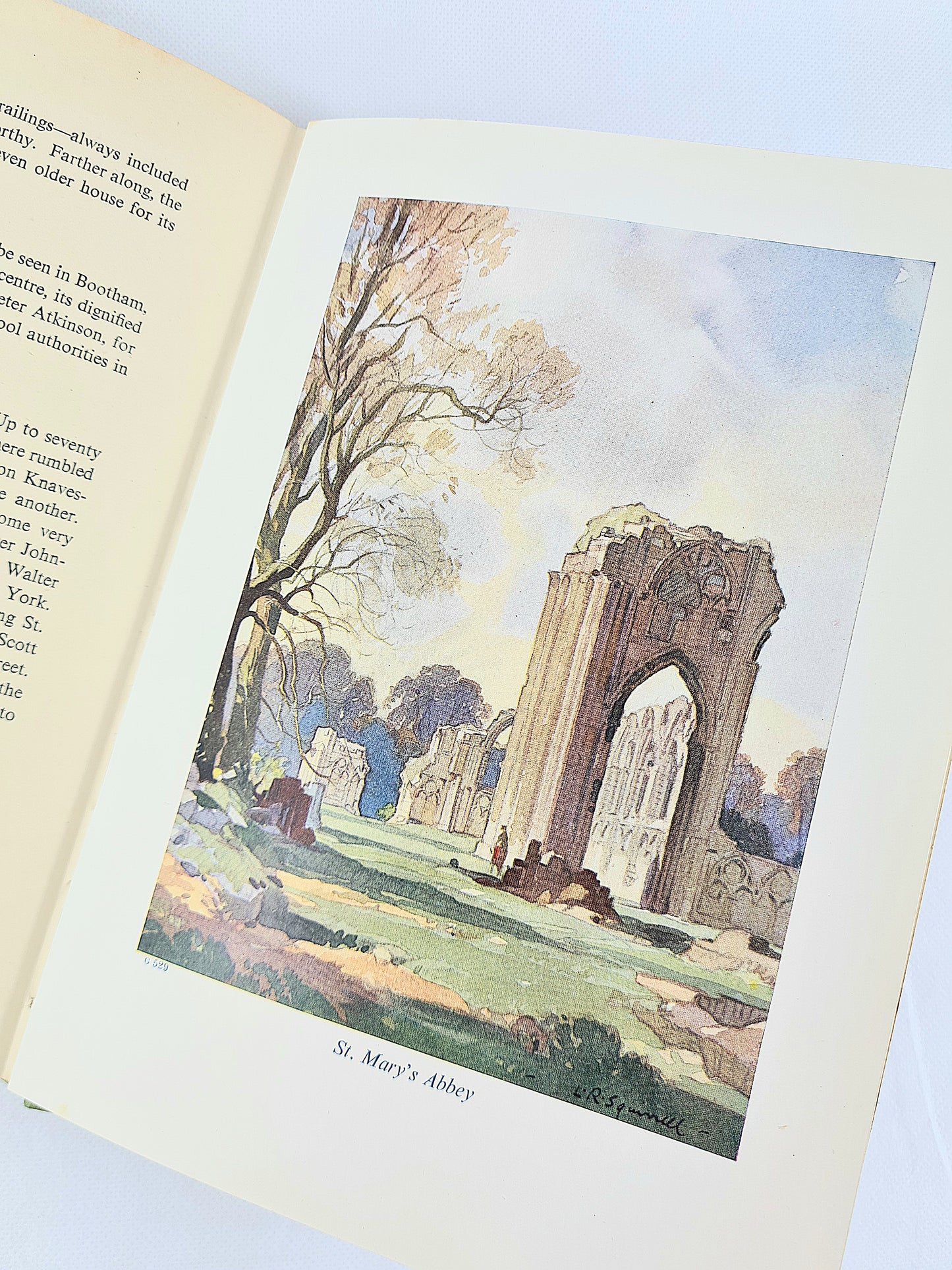 York by I.P Pressly. Illustrated antique travel guide. Beautiful Britain series