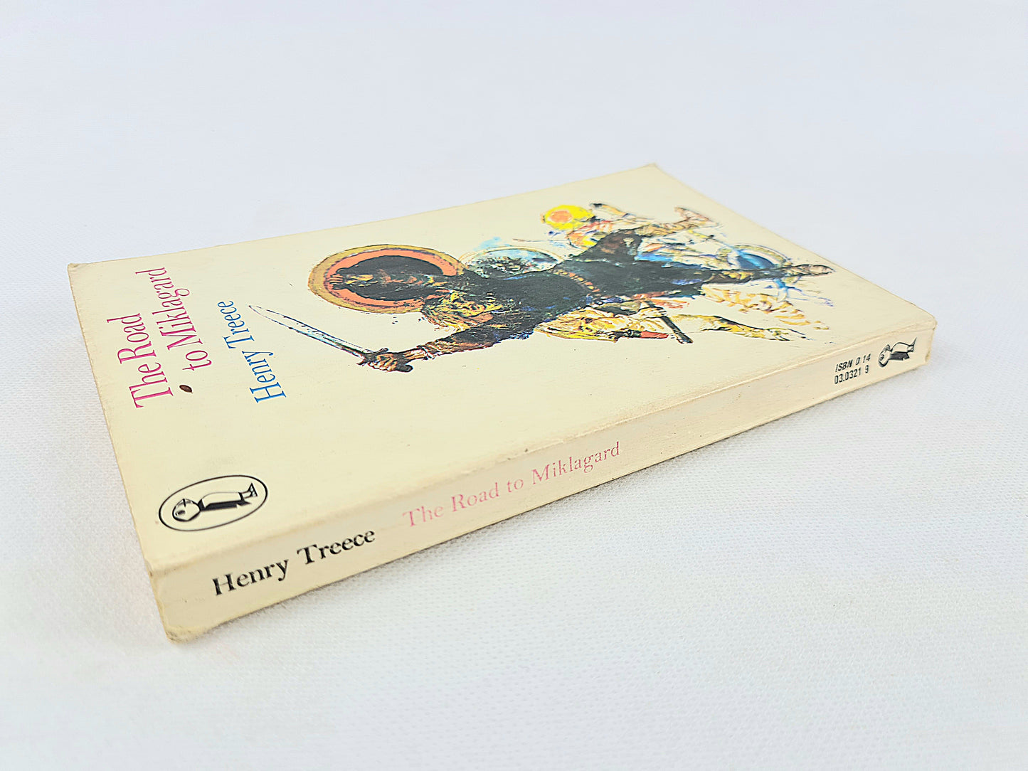 The Road To Miklagard by Henry Treece. Vintage childrens books. Puffin publications