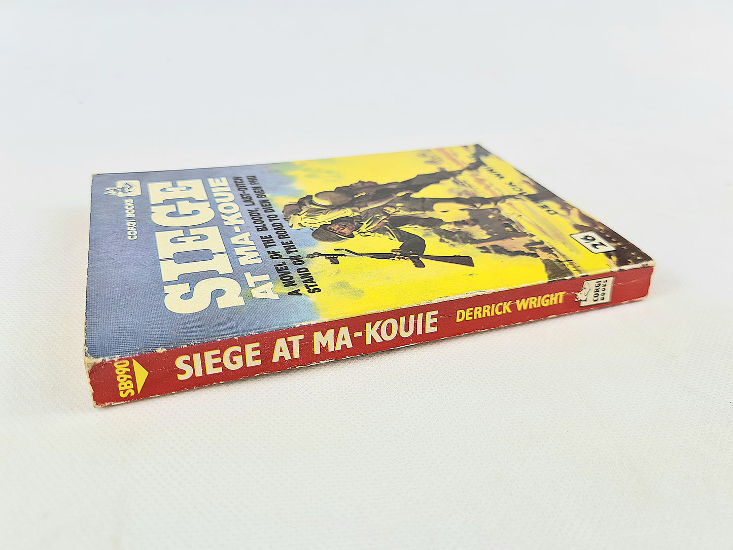 Siege at Ma-Kouie by Derick Wright. Vintage paperback book