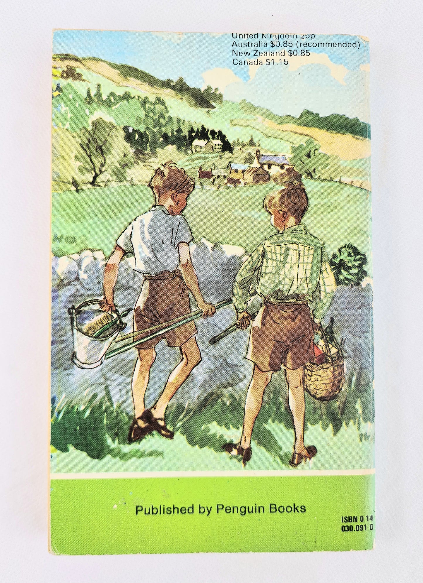 The Children Who Lived in a Barn by Eleanor Graham. Children's Puffin book.