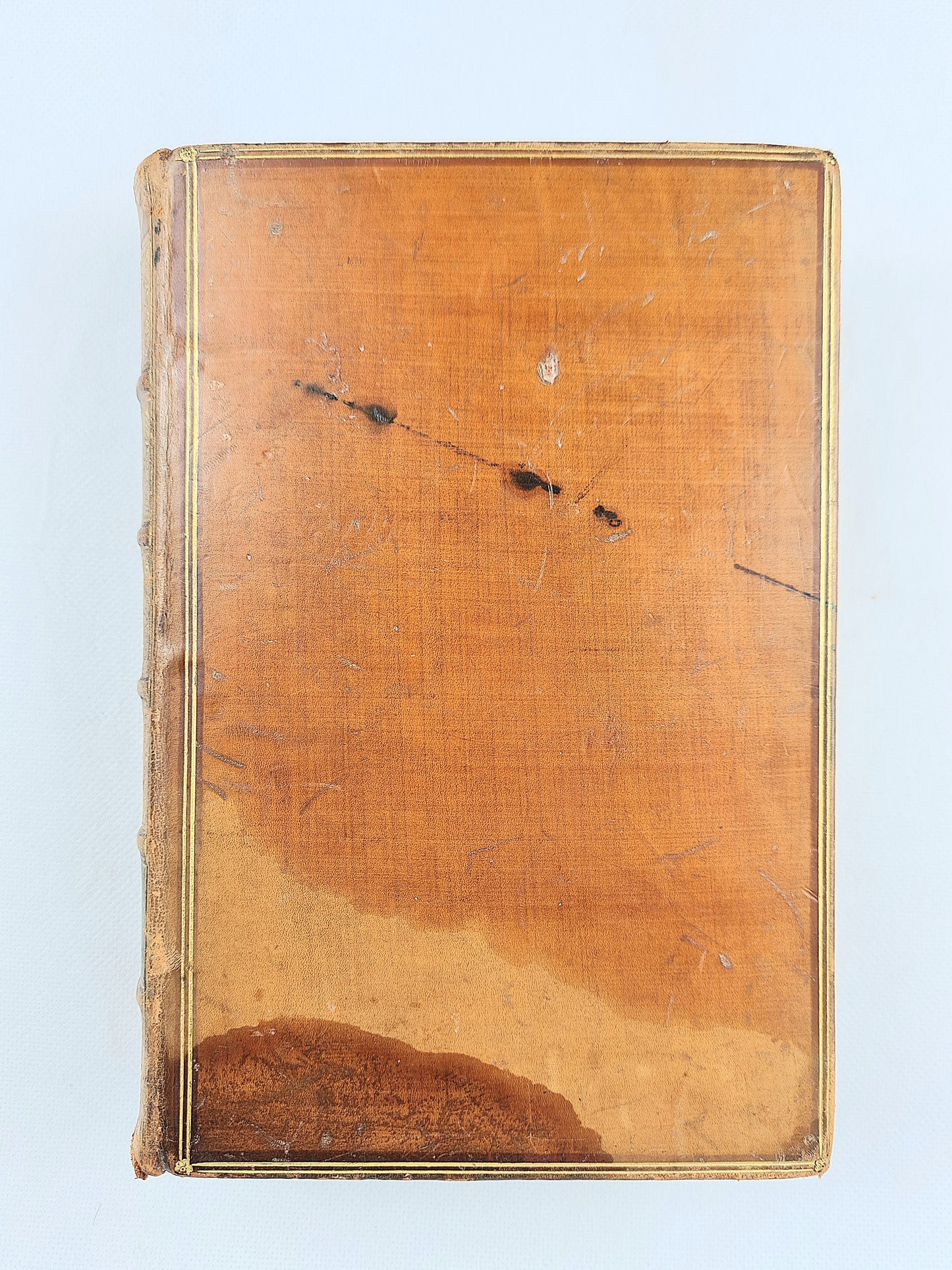 The Works Of Alfred Lord Tennyson. Antique leather-bound book. 1882