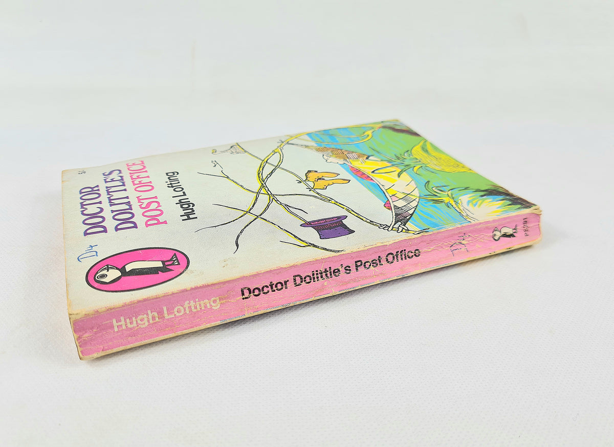 Doctor Dolittles Post Office by Hugh Lofting. Vintage children's book. Puffin