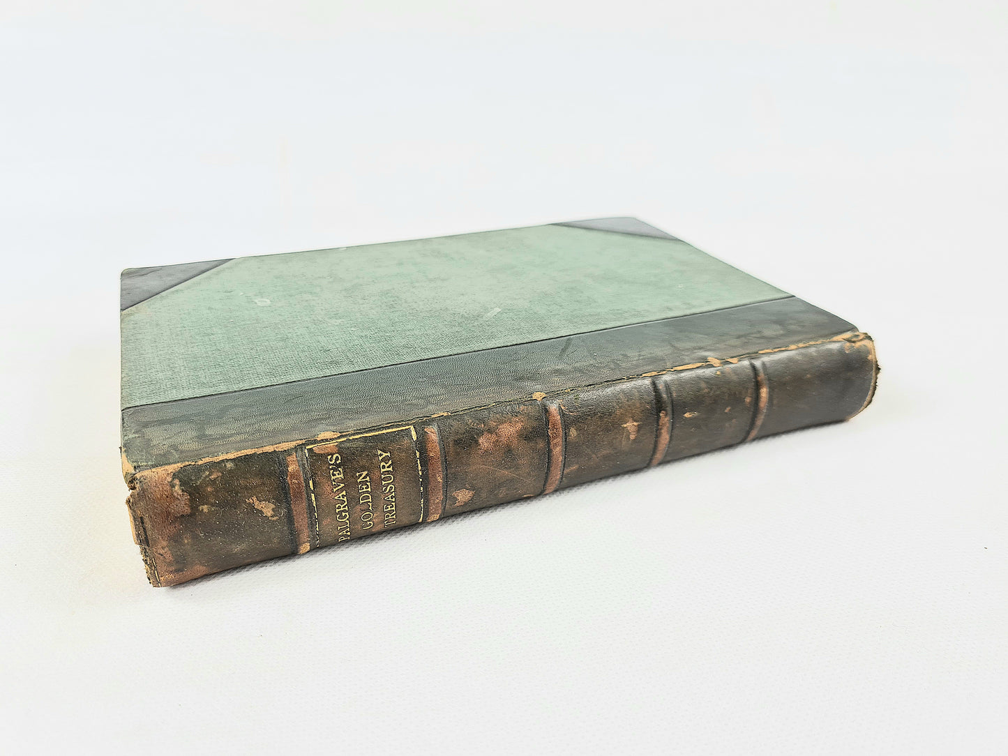 Leather bound antique poetry book. The Golden Treasury 