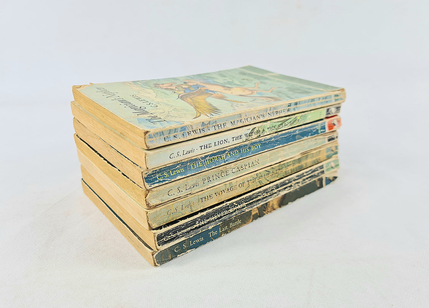 The Chronicles of Narnia by C.S Lewis. Full set. Vintage Puffin Books.