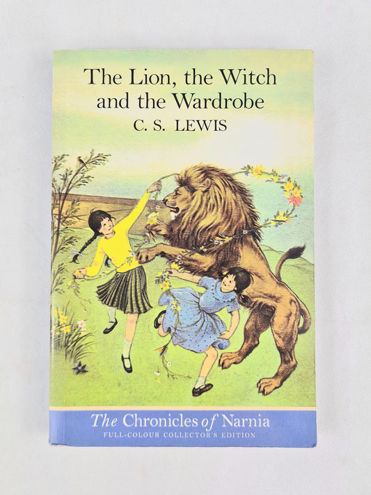 Vintage collectors edition of the lion the witch and the wardrobe