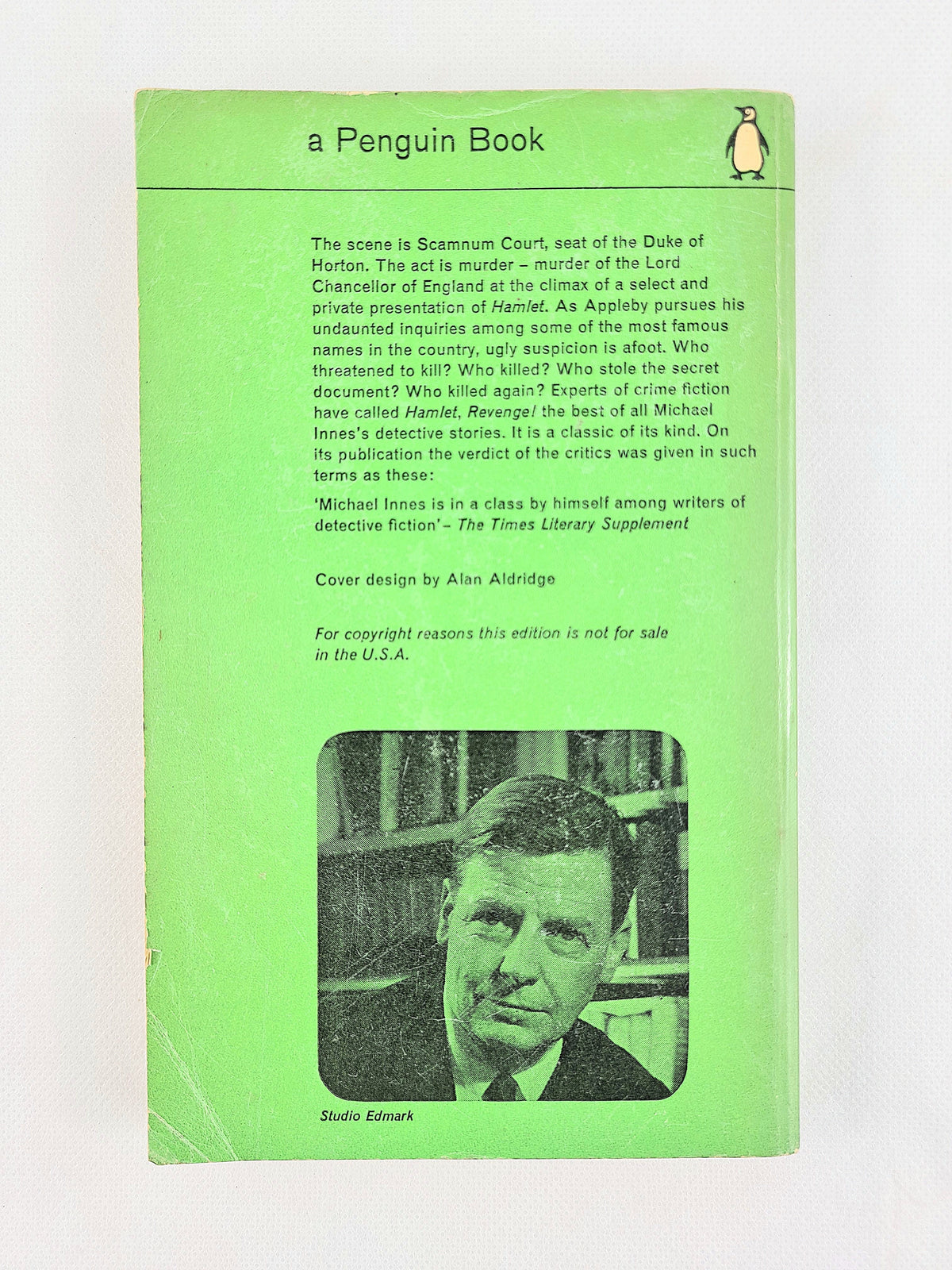 Hamlet, Revenge! by Michael Innes – 1964 Penguin Crime Paperback