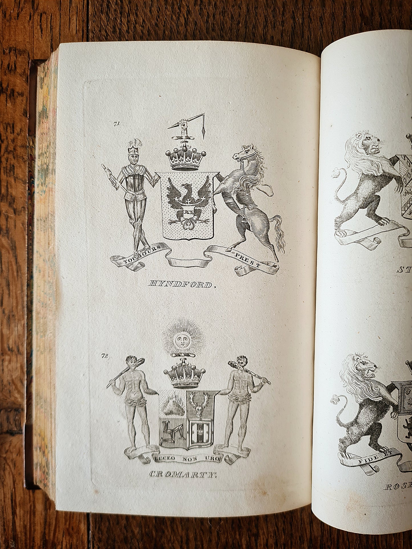 The Peerage Of Scotland, Published by Peter Brown  Edinburgh, 1835. Antique book.