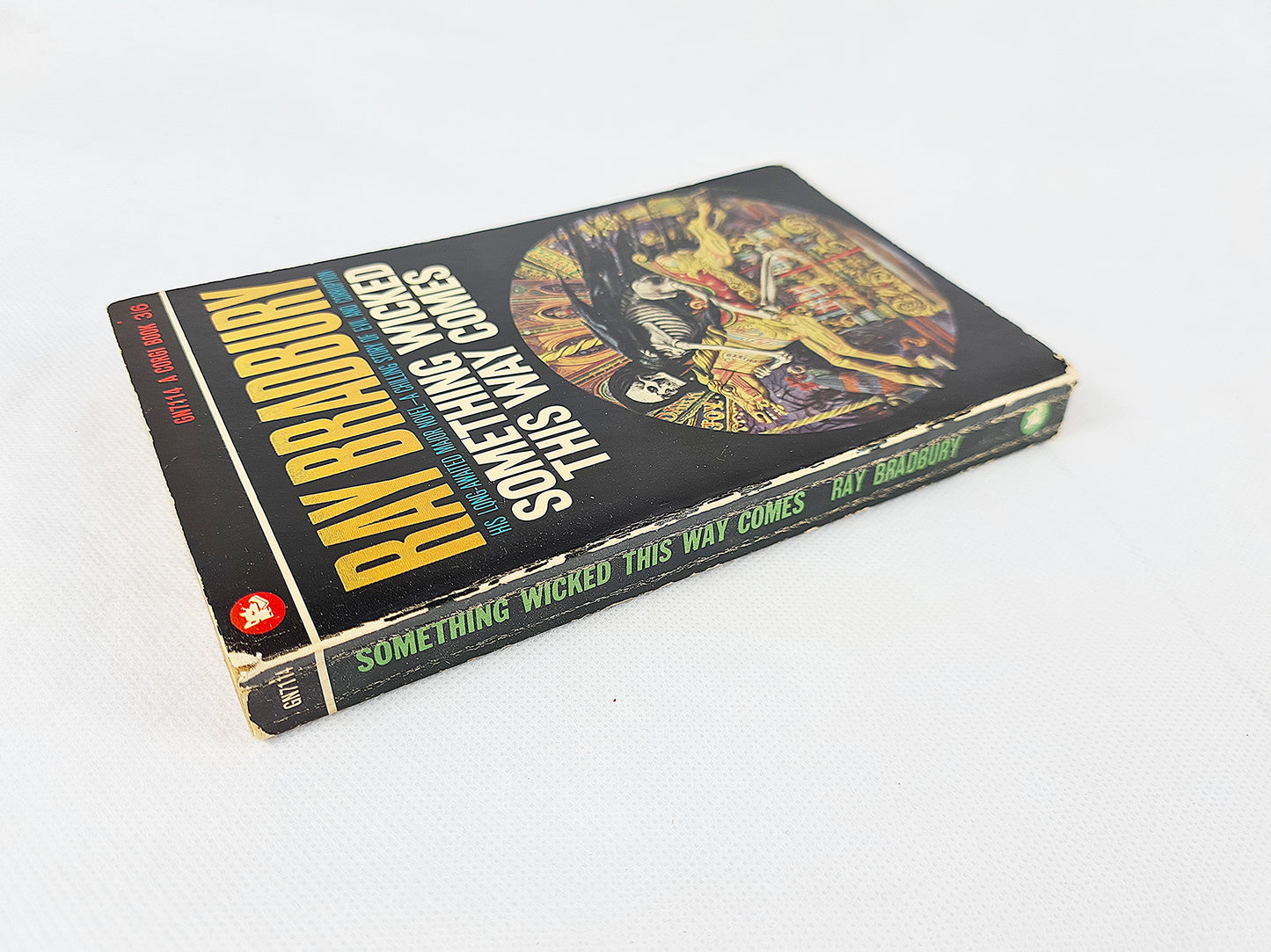 Something Wicked This Way Comes, Ray Bradbury
