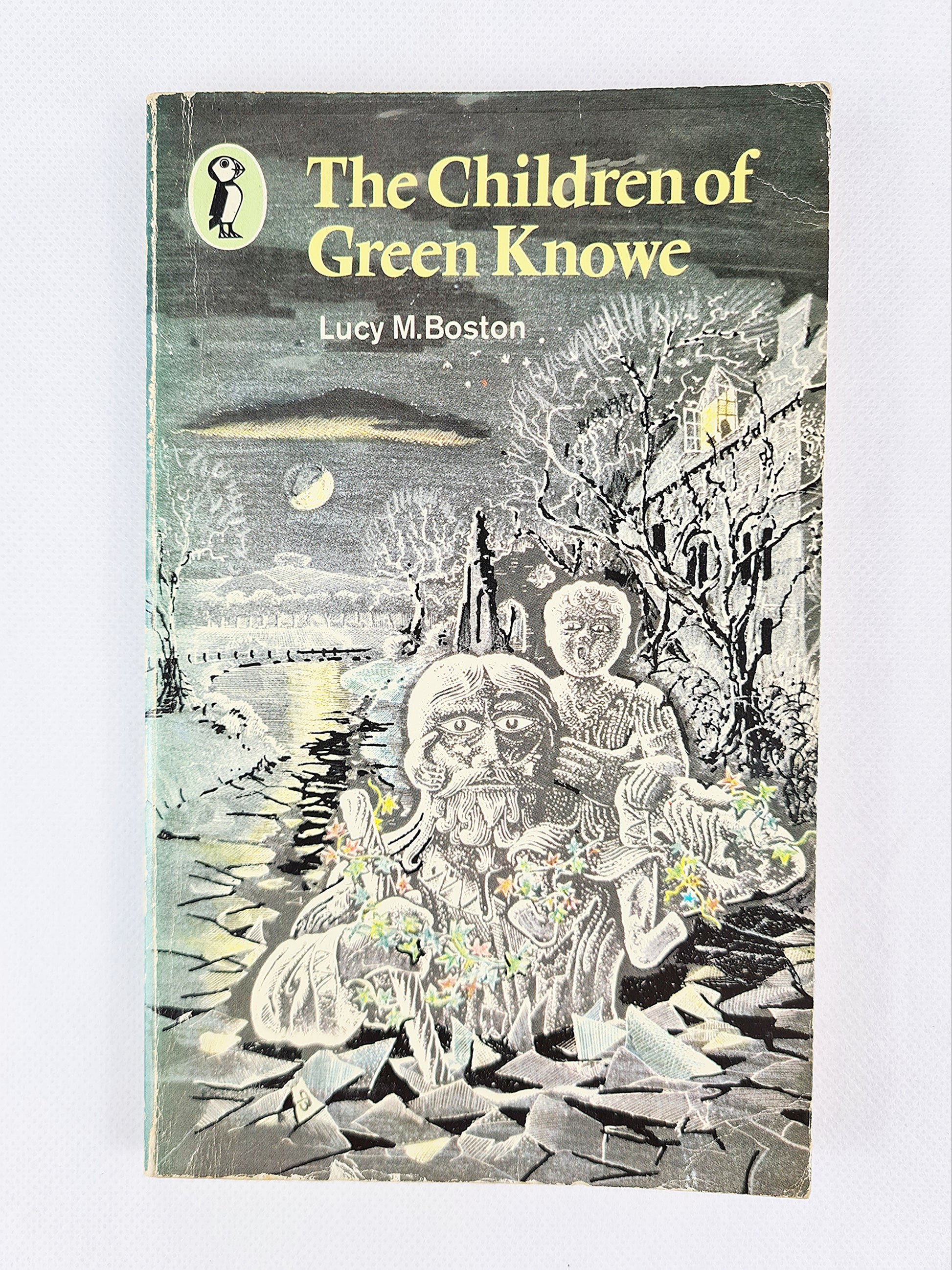 The Children Of Green knowe, vintage puffin book 