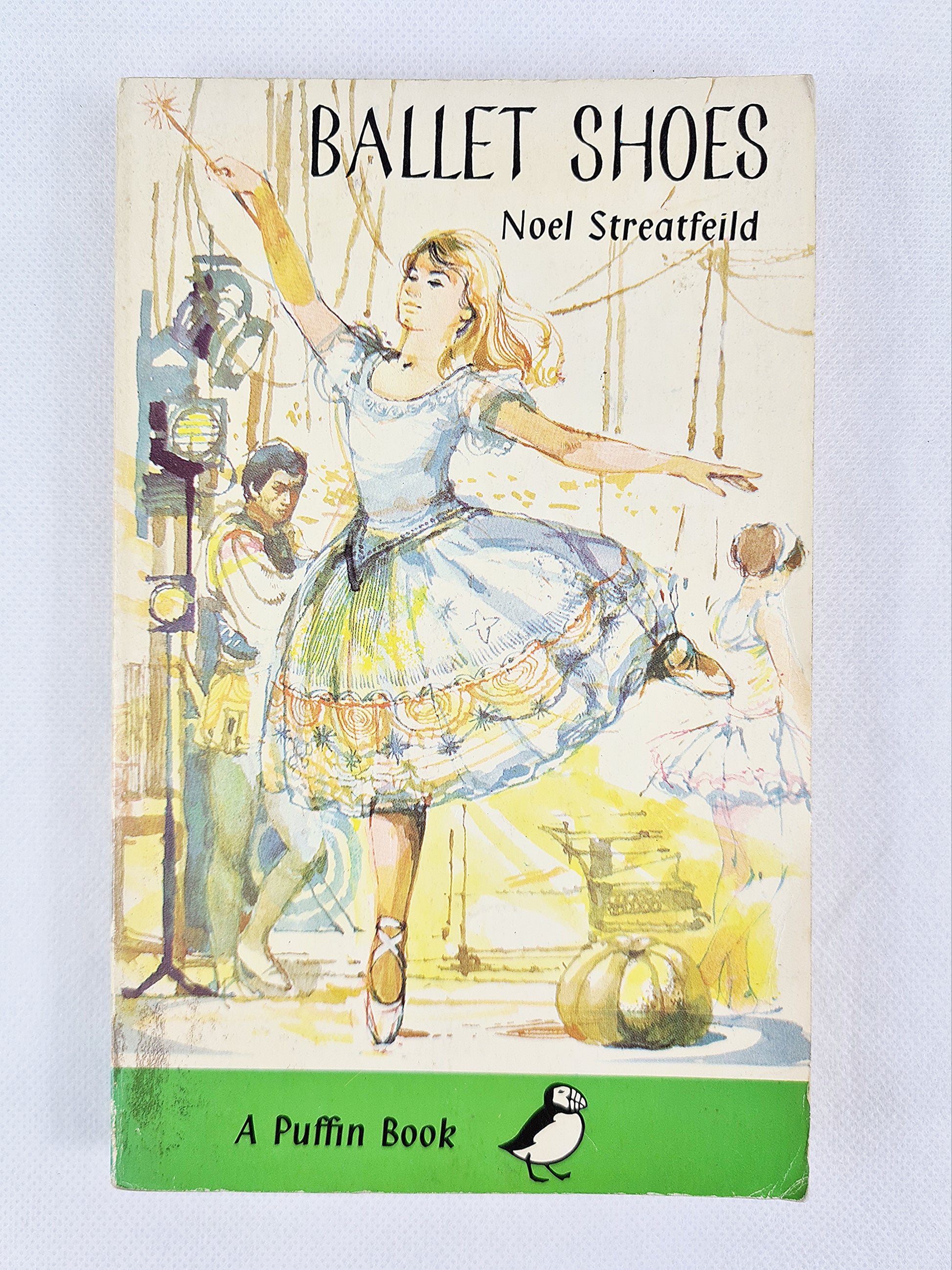 Ballet shoes by Noel streatfeild, vintage puffin book 