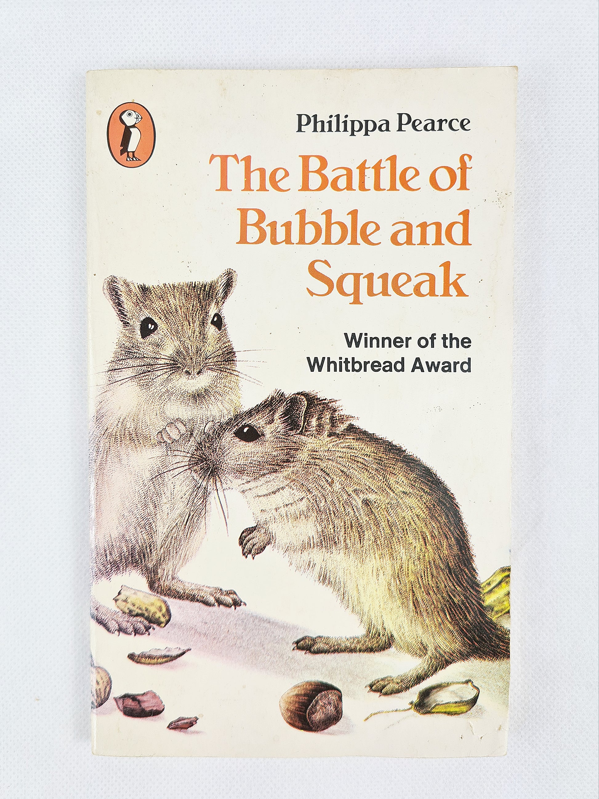 Vintage puffin book, the battle of bubble amd Squeak. Vintage childrens book 
