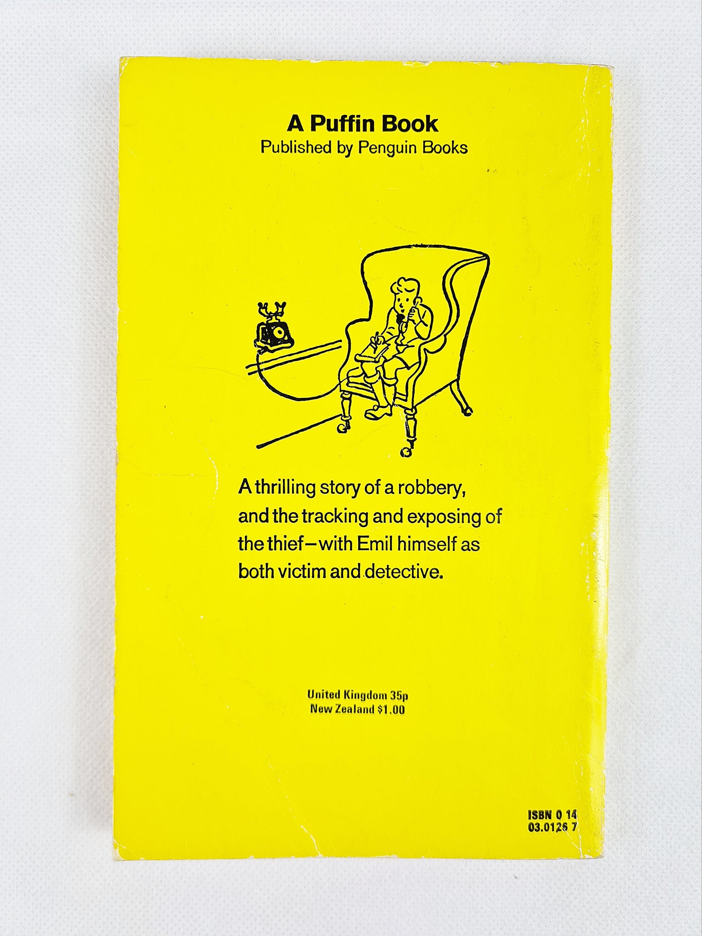 Emil And The Detectives, Erich Kastner - Puffin 1975 translated from the German