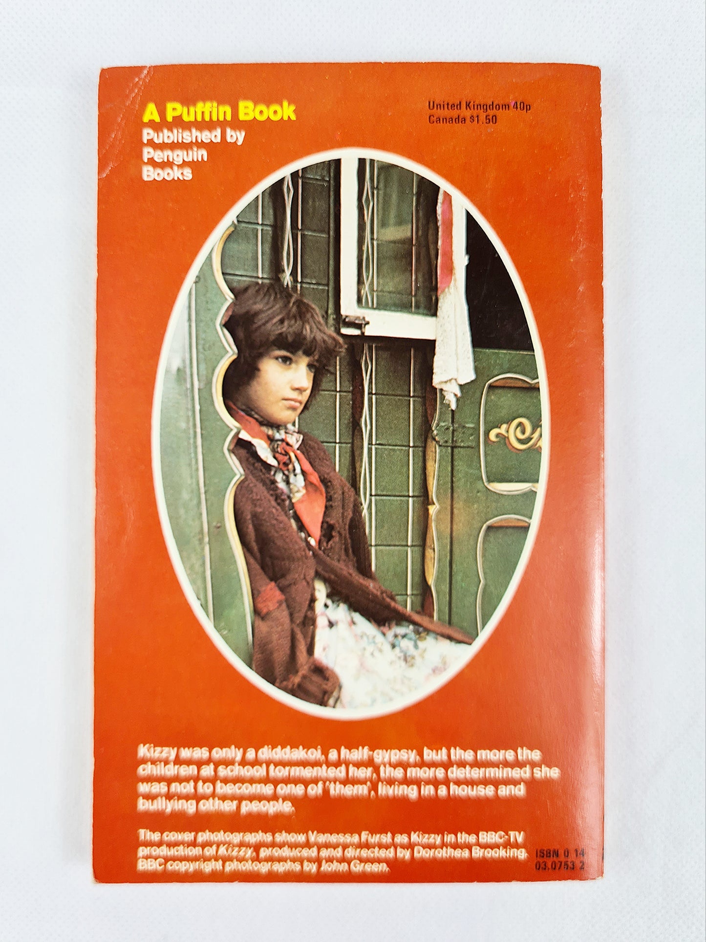 The Diddakoi by Rumer Godden - Puffin Books 1970
